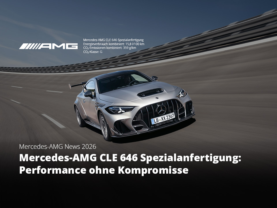 Mercedes-AMG CLE 646 Spezialanfertigung in Silber bei dynamischer Fahrt auf einer Rennstrecke